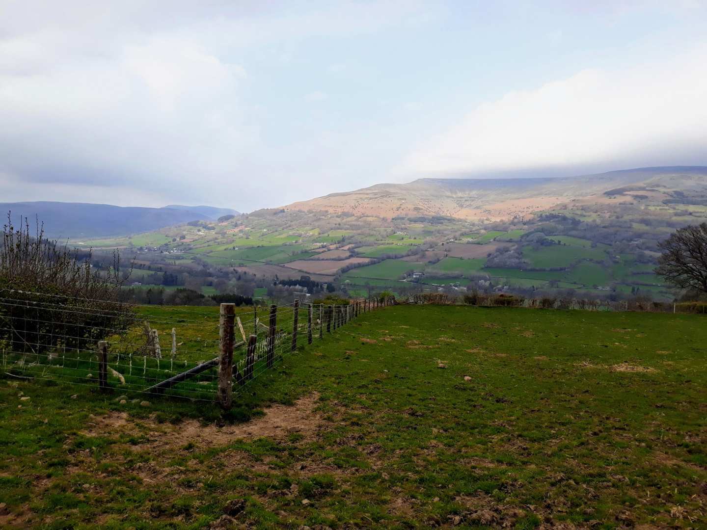 Usk Valley Walk - Stile-Free